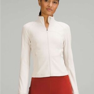 31. MSRP$118 Lululemon Nulu Cropped Define Jacket White Opal Size 4